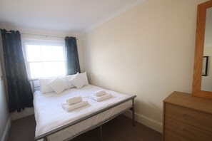 City Apartment, Private Bathroom | 2 bedrooms