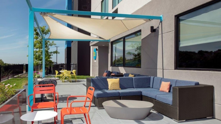 Tru by Hilton San Antonio North