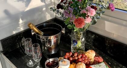 BEAUTIFUL and NEW! Your refuge in MaratĂĄ!