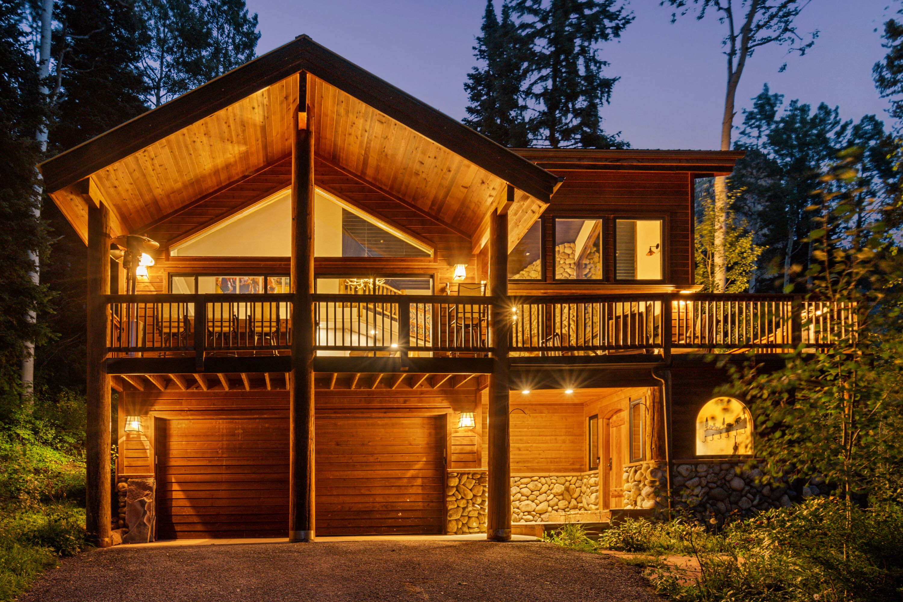 The beautiful creekside Quakie Cabin
