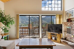 Fireplace - Interlaken 38, rustic condo with views for days (June Lake)