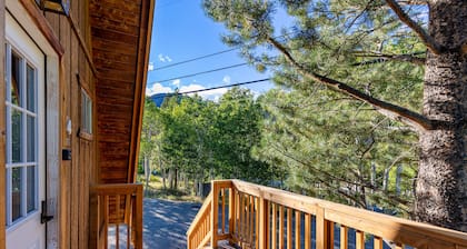Four Seasons Cabin 4