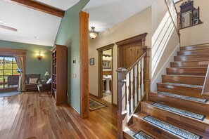 Interior - The Village Victorian (June Lake)