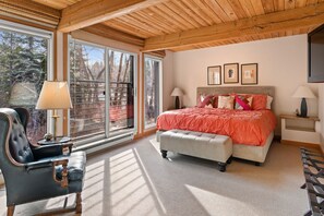 3 عدّة غرف نوم ومكتب ومكواة/لوح كي وواي فاي مجانًا