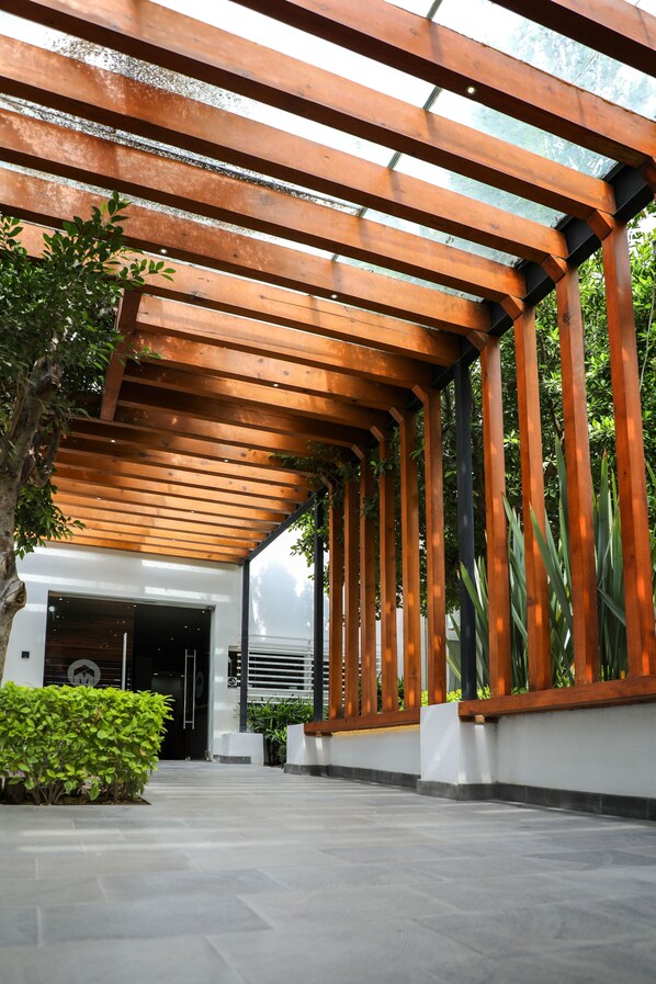 Exterior - Zimmer Suites (Aguascalientes)
