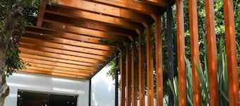 Zimmer Suites
