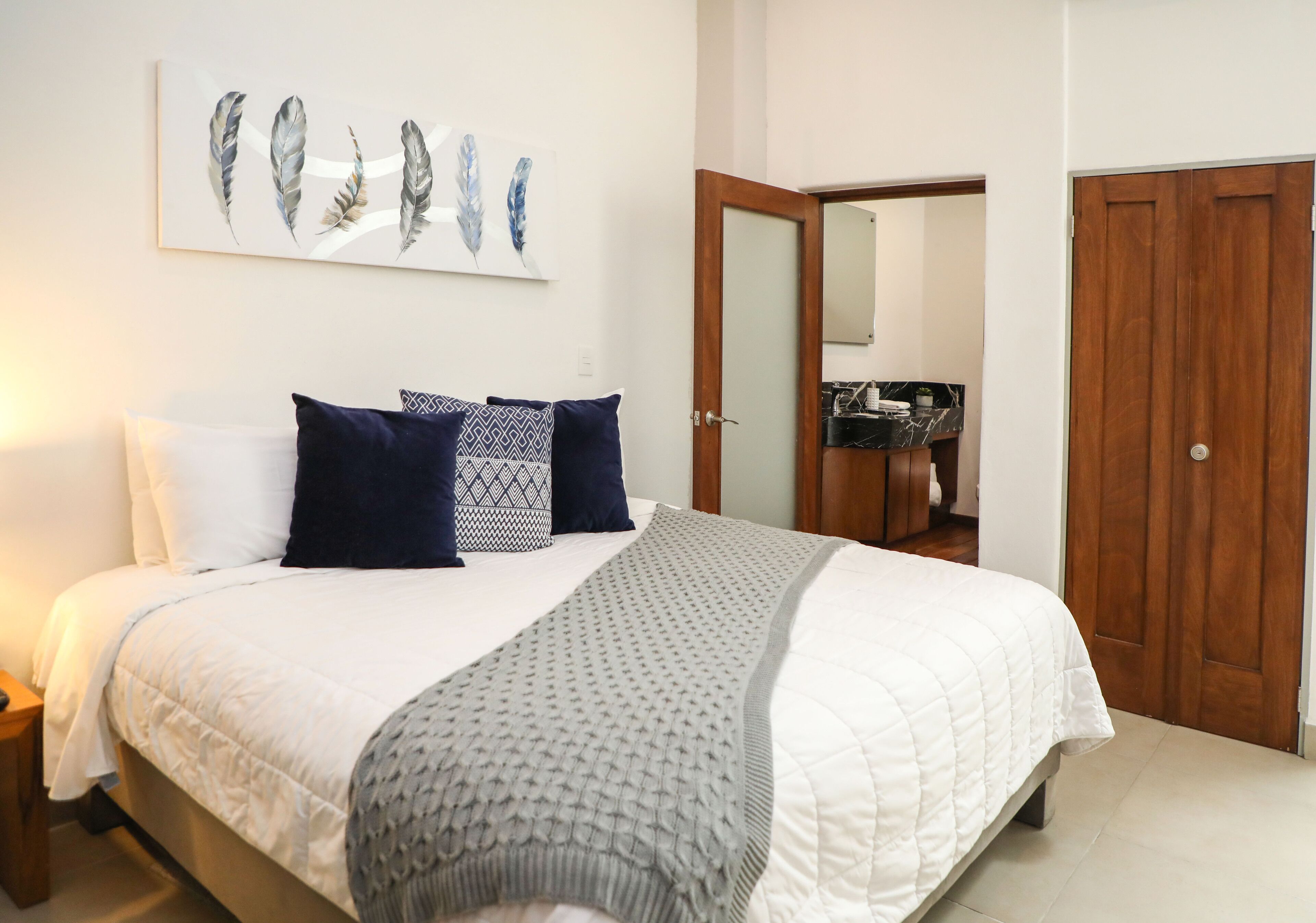 executive room | premium bedding, down duvets, laptop workspace, iron/ironing board