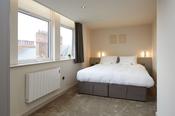 2 chambres, fer et planche à repasser, Wi-Fi gratuit, draps fournis