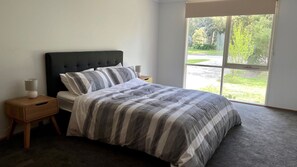 3 bedrooms, iron/ironing board, travel cot, free WiFi