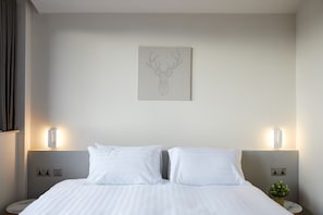 3 chambres, fer et planche Ă repasser, Wi-Fi gratuit, draps fournis
