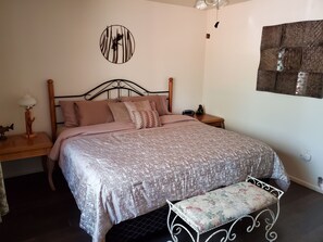 2 bedrooms, free WiFi, bed sheets