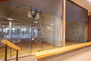 Unclassified image, 4 of 14, button