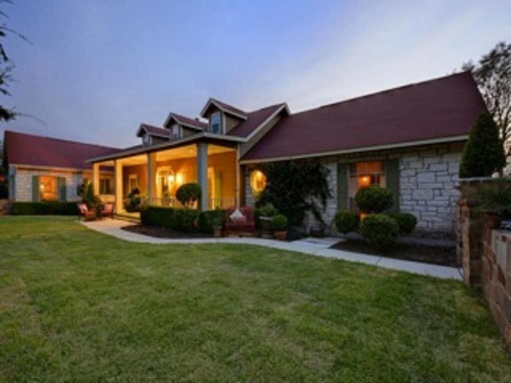 Elegance And Comfort With Our 4000 Sq Ft. Home On 5 Acres ~ Minutes From Austin