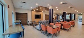 Inbegriffenes kontinentales Frühstück