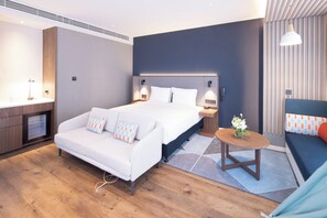 Suite, 1 Bedroom (Kids Theme) | Living area - Holiday Inn Express Qingdao Jinshui by IHG (Qingdao)