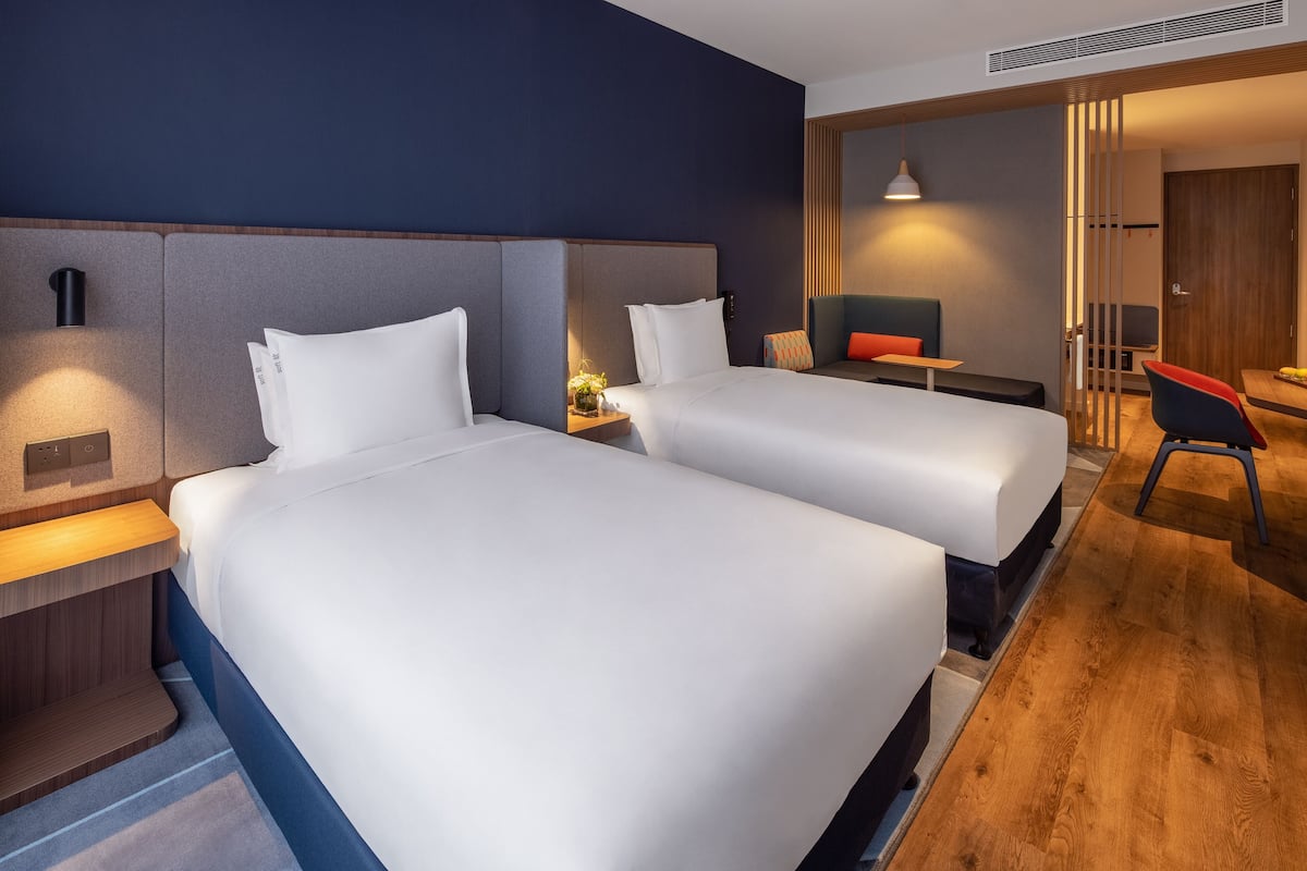 1 bedroom, premium bedding, down comforters, in-room safe