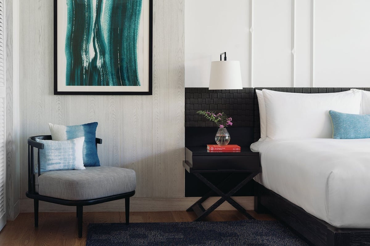 1 quarto, roupas de cama premium, edredons de pluma