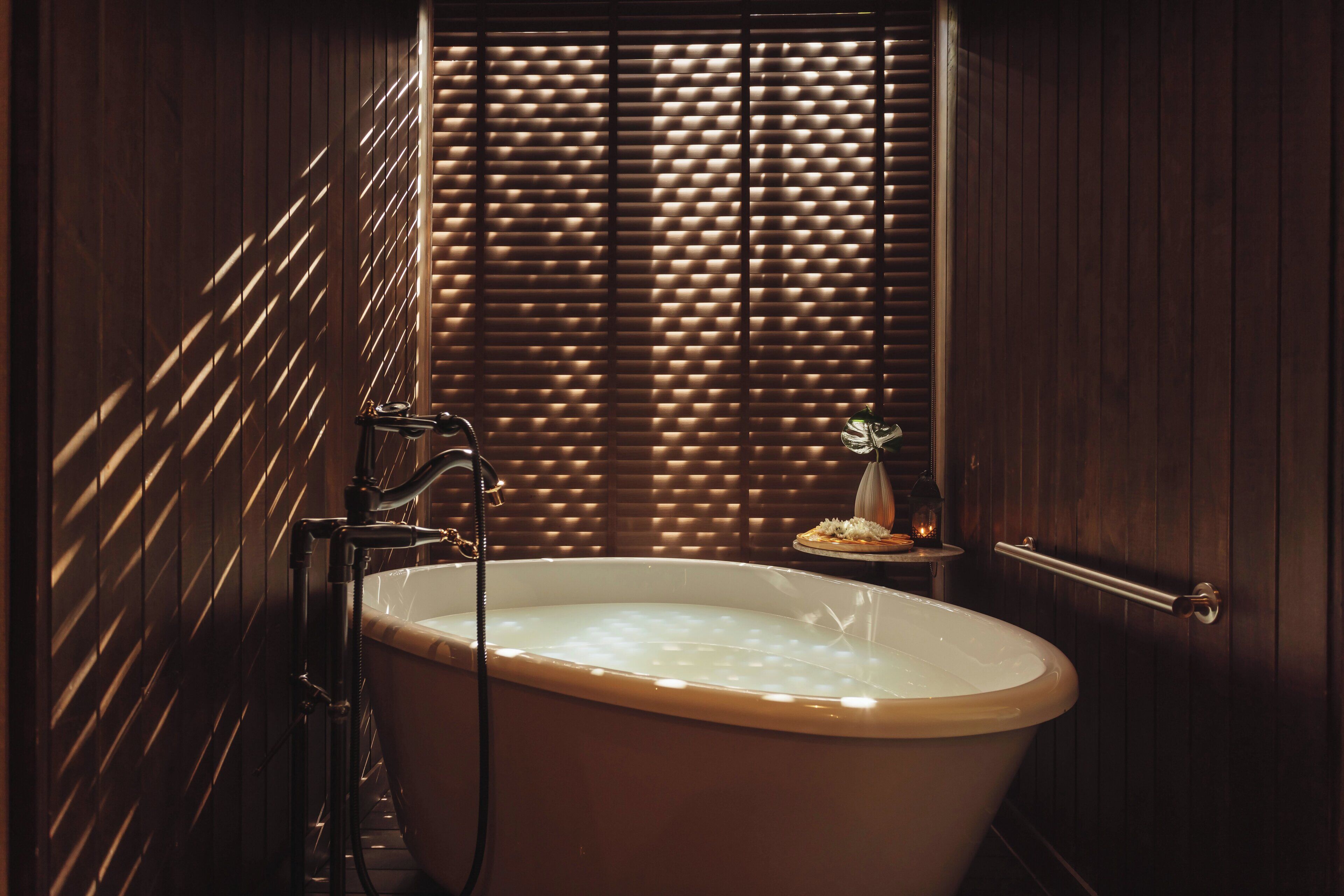 couples treatment room(s), sauna, steam room, body treatments