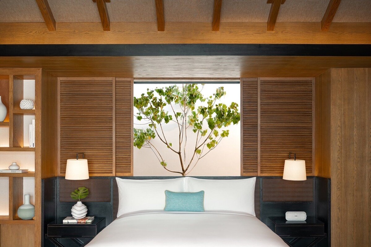  1 King 2 Twin 2 Bedroom Villa Kitalay | Premium bedding, down comforters, memory foam beds