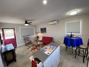 Interior - Mountain View Bungalows Under the Stars-Unit A Mars (Joshua Tree)