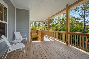 Terrace/patio - On the Biloxi River | Private Dock + Boat Launch + Kayaks (Gulfport)