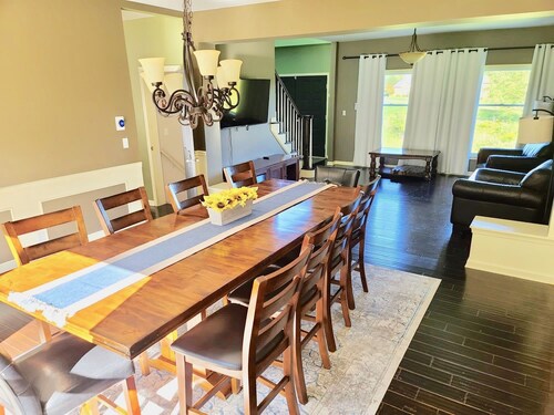 Big And Spacious 5-Bedroom With Outdoor Pool in Kunkletown near Blue Mountain