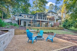 Terrace/patio - Lanier Private Dock, Fire Pit (Buford)