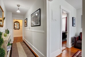 Interior - Lincoln St Condo: Quiet Spot Near Night Life! (Savannah)