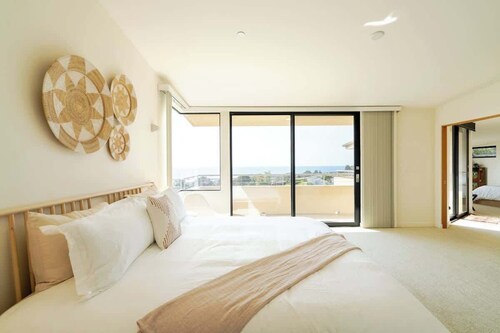 Stunning 5BR Terrace Home | Incredible Ocean Views