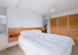 Cottage | 4 bedrooms, individually decorated, individually furnished, free WiFi - Slipway 7 (Wadebridge)