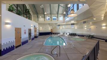 Condo (2 Bedrooms) | Property amenity