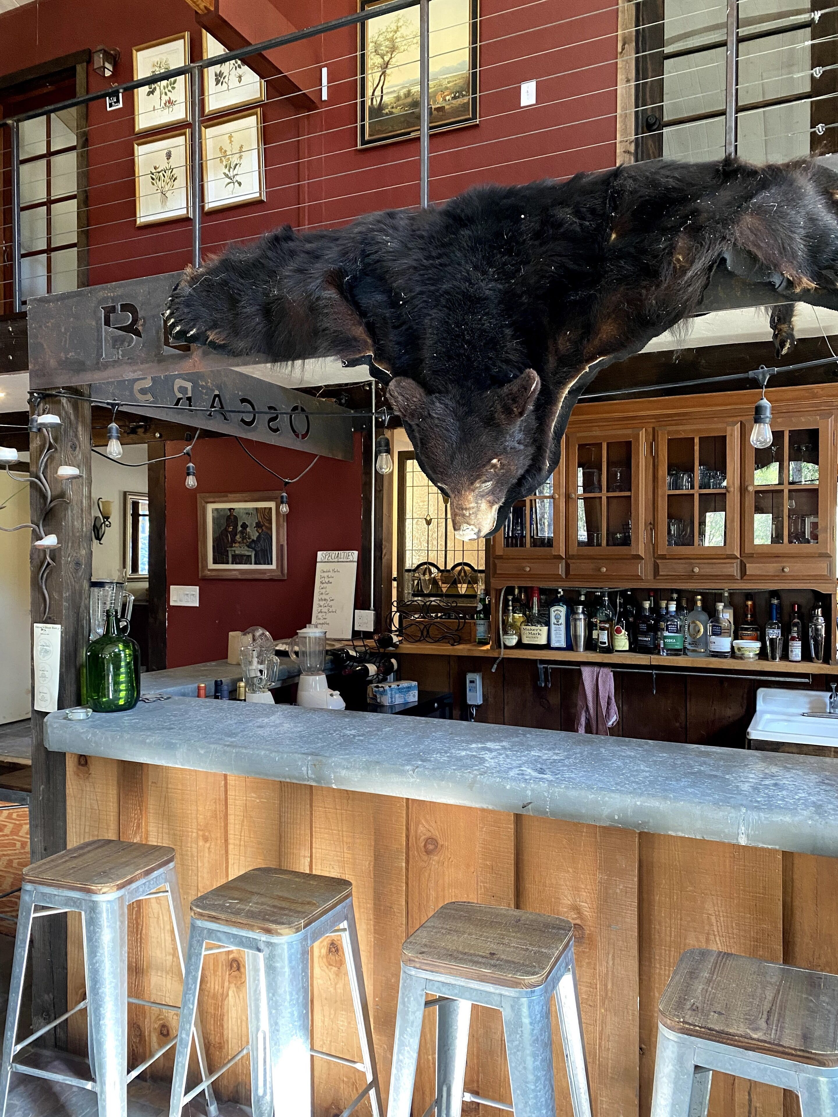 Bar (en la propiedad)