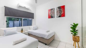 2 bedrooms, desk, iron/ironing board, travel cot