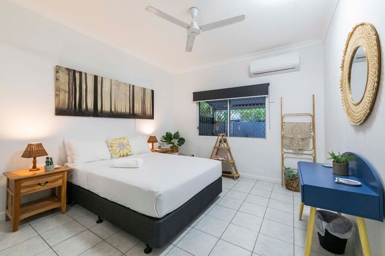 2 bedrooms, desk, iron/ironing board, travel cot