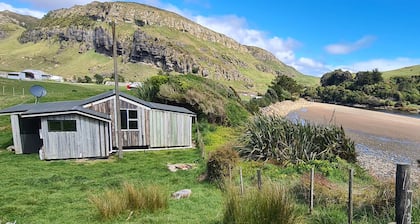 Creighton's Cottage - Paturau River