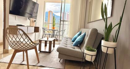 SB1326. Apartment Sabaneta, central, beautiful view of the mountains and the city