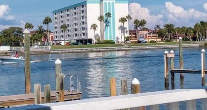 GRAND VIEWS of the INTRACOASTAL and GULF of MEXICO, furnished, waterfront condo.