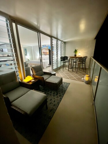 Beachfront & Oceanviews - New Furnishings