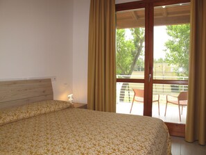 2 Schlafzimmer, Bügeleisen/Bügelbrett, Reisekinderbett, kostenloses WLAN