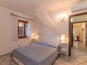 2 Schlafzimmer, Bügeleisen/Bügelbrett, Reisekinderbett, kostenloses WLAN