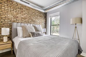 2 chambres, fer et planche Ă repasser, Wi-Fi, draps fournis