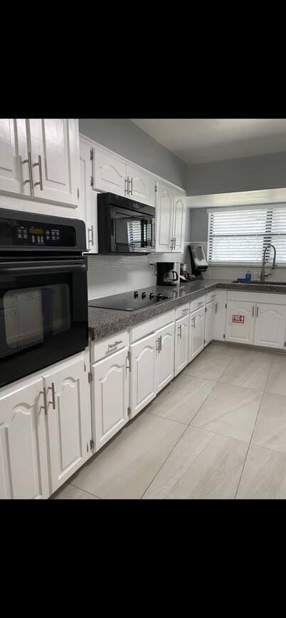 Private Swimming Pool House 5bd