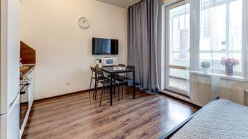 Apartment | 1 Schlafzimmer, schallisolierte Zimmer, Bügeleisen/Bügelbrett