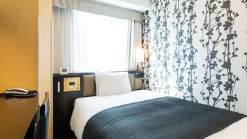 South Annex, Single Room, Non Smoking | Desk, blackout drapes, free WiFi, bed sheets