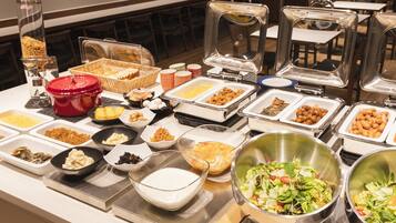 Café da manhã com buffet todos os dias (JPY 1980 por pessoa)