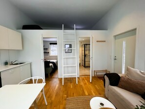 2 habitaciones, tabla de planchar con plancha y wifi gratis