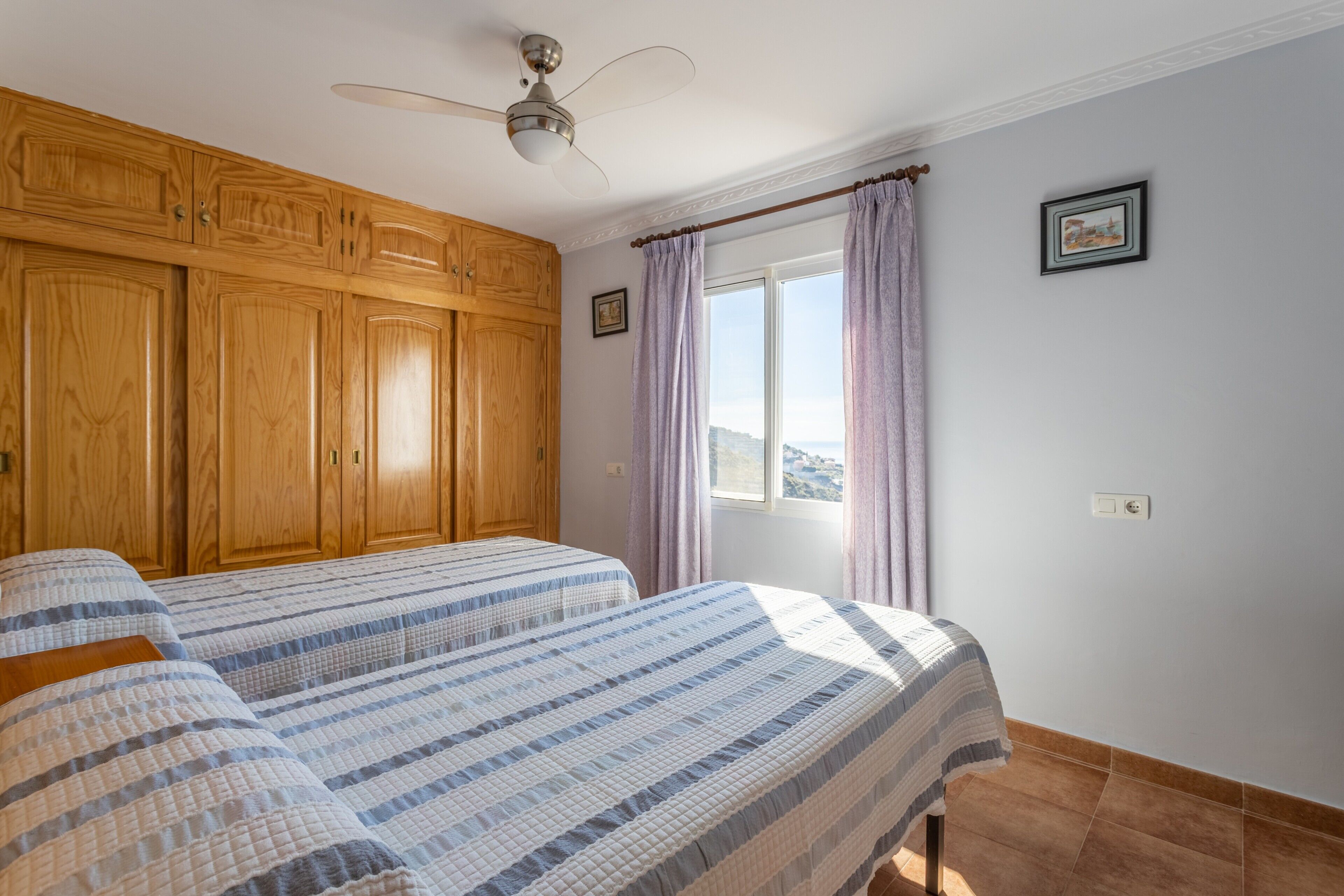 2 多间卧室、熨斗/熨衣板、免费 WiFi、床单