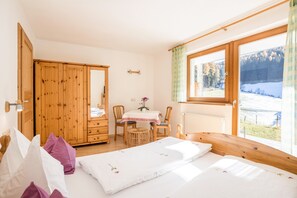 2 Schlafzimmer, kostenloses WLAN, Bettwäsche