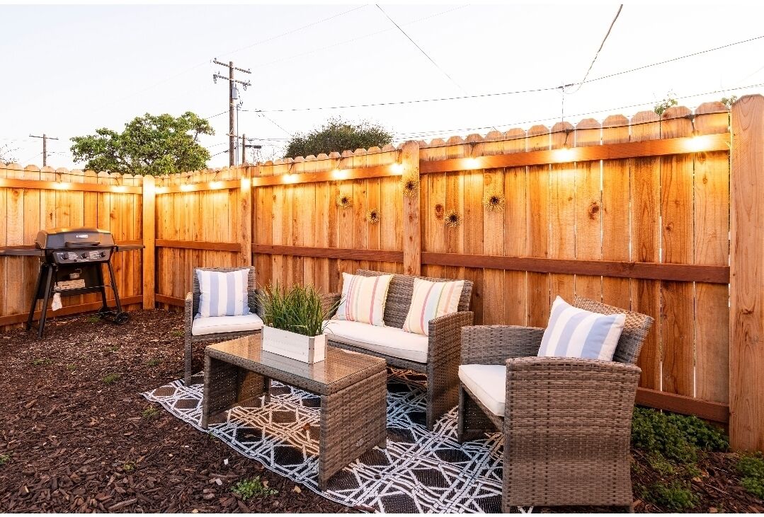 Cozy 2Bedroom 1.5bath near I-805 and 5 