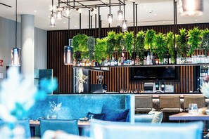 Bar (on property) - Hotel Das Zeit (Lenzing)